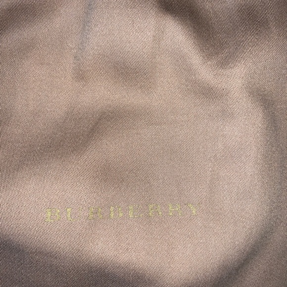 BURBERRY BAG!! PRISTINE CONDITION - Picture 12 of 13